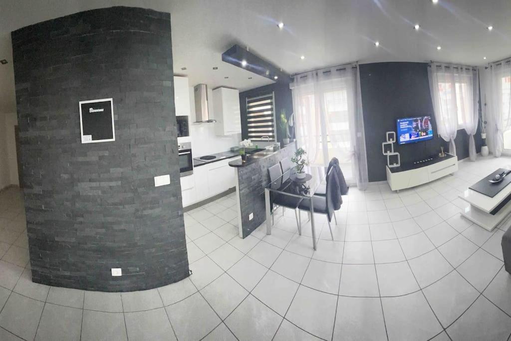 Tres Bel Appartement Entre Paris Et Disneyland Lognes Exterior foto
